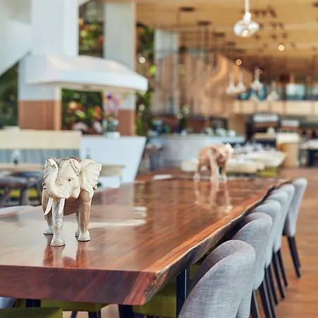 호텔 자카르타 4*