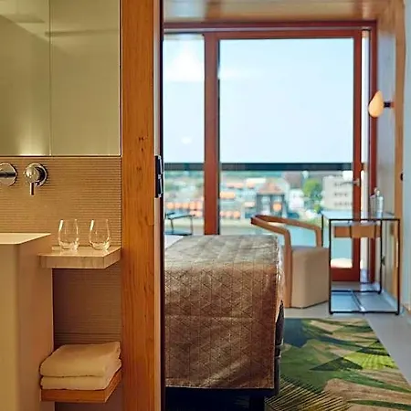 Jakarta Hotel