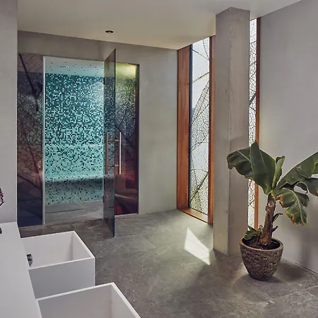 Jakarta 4*