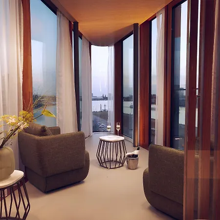 Jakarta 4*
