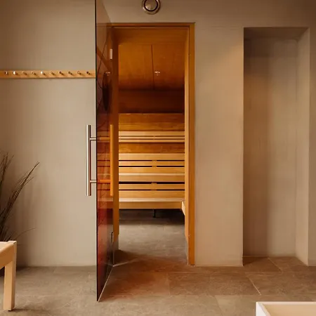 Jakarta Hotel Amsterdam